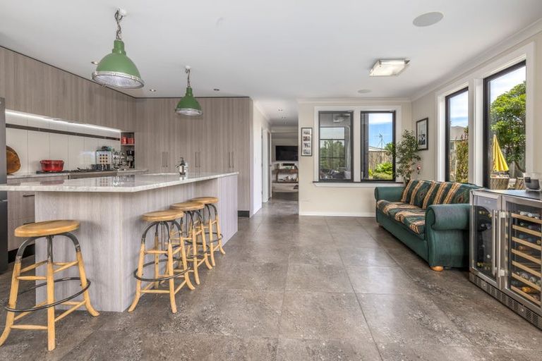 Photo of property in 79b Golf Road, Paraparaumu Beach, Paraparaumu, 5032