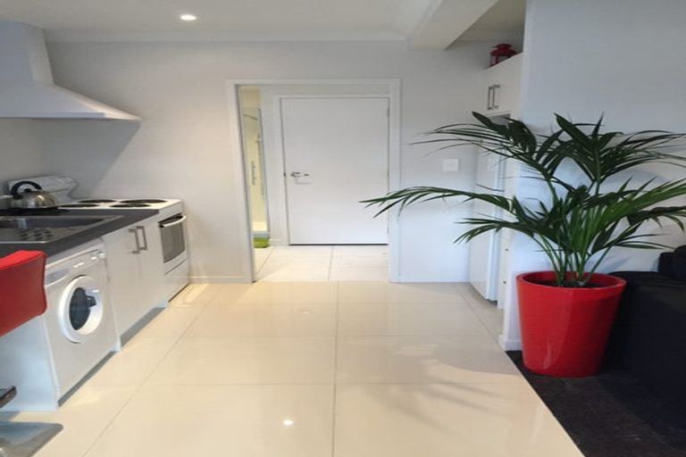 Photo of property in 143a Oceanview Road, Mount Maunganui, 3116