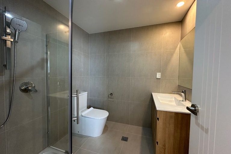 Photo of property in 6/28 Ludlow Terrace, Totara Vale, Auckland, 0627