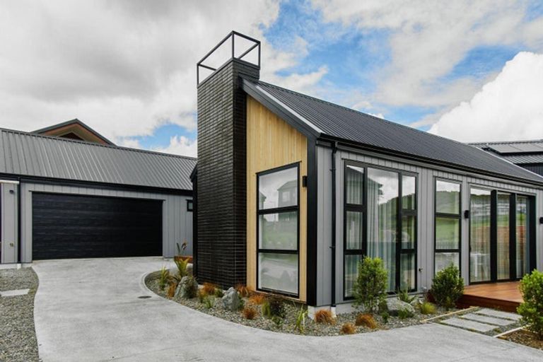 Photo of property in 3 Poroporo Lane, Wainui, 0992