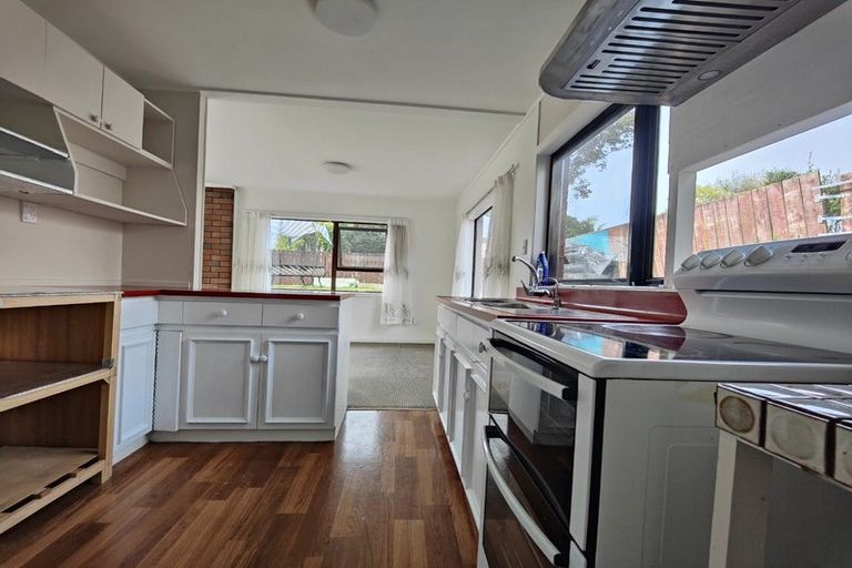 Photo of property in 6 Hoylake Place, Wattle Downs, Auckland, 2103