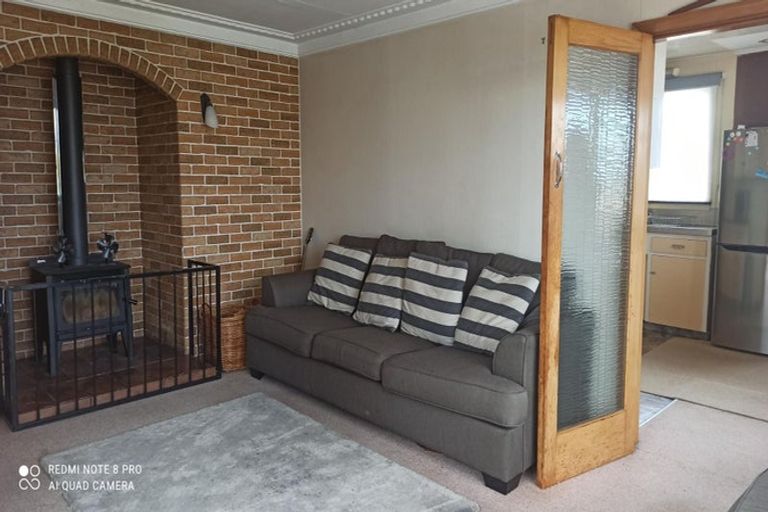 Photo of property in 16 Barnego Road, Balclutha, 9230