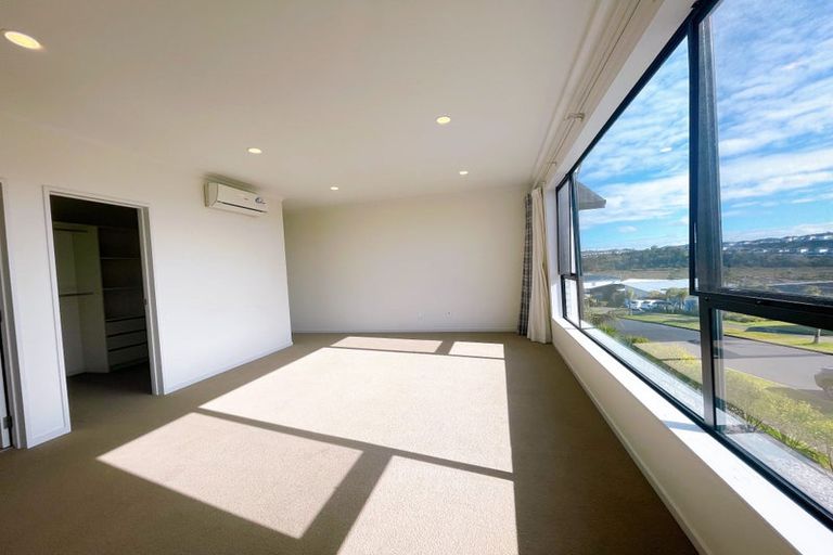 Photo of property in 35 Fennell Crescent, Silverdale, 0932