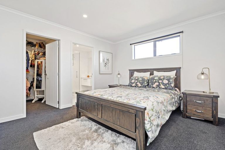 Photo of property in 38 Jarrett Terrace, Leamington, Cambridge, 3432