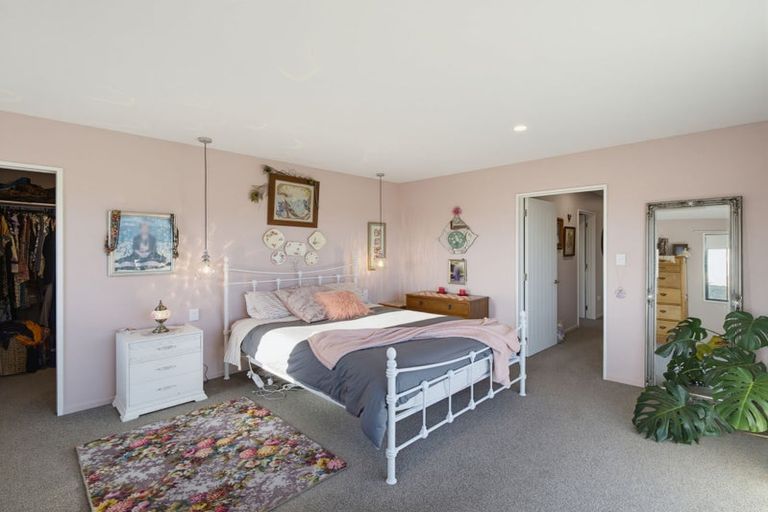 Photo of property in 9 Hapua Lane, Pegasus, 7612
