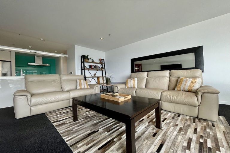 Photo of property in Piermont Apartments, 7b/82 Cable Street, Te Aro, Wellington, 6011