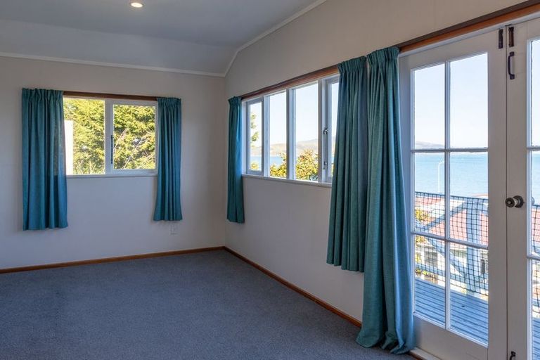 Photo of property in 41 Moana Road, Plimmerton, Porirua, 5026