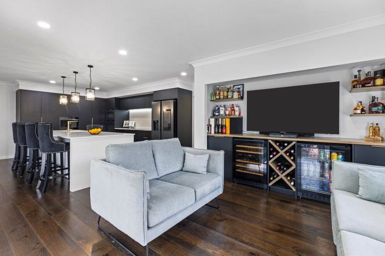 Photo of property in 36 Castlewold Drive, Bethlehem, Tauranga, 3110