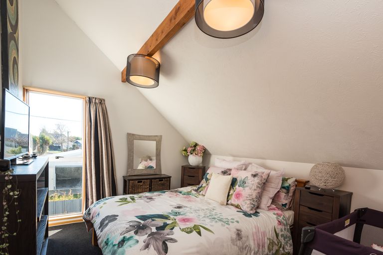 Photo of property in 1a Dulles Place, Papanui, Christchurch, 8053