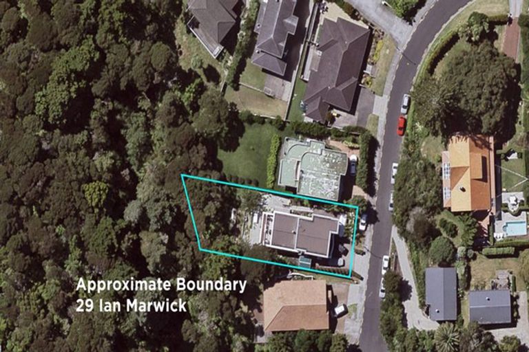 Photo of property in 29 Ian Marwick Place, Birkenhead, Auckland, 0626