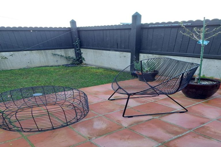 Photo of property in 25/10 Pitarua Street, Thorndon, Wellington, 6011