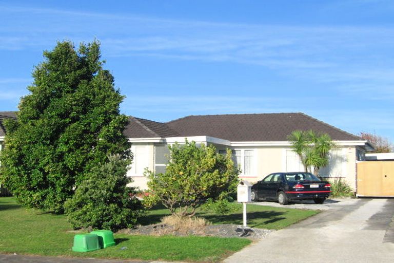 Photo of property in 76 Mclean Avenue, Papatoetoe, Auckland, 2025