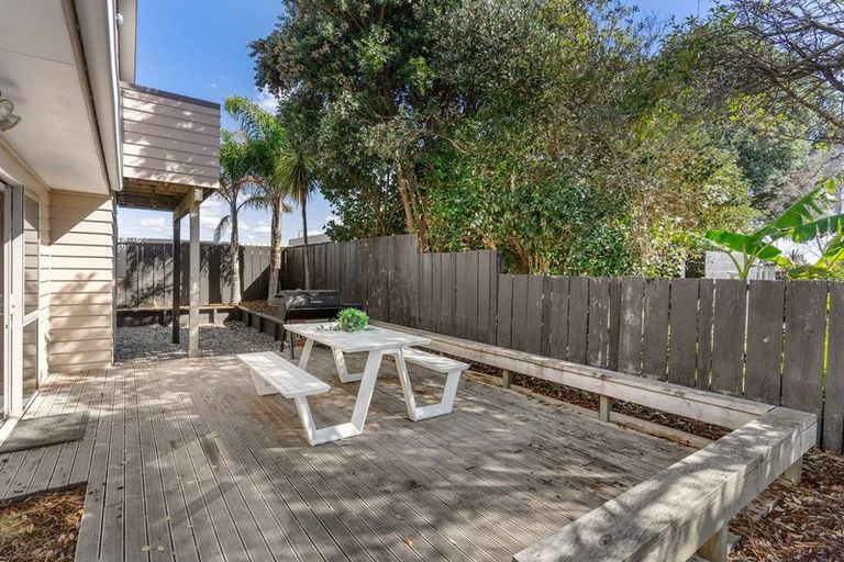 Photo of property in 34b Simpson Road, Papamoa Beach, Papamoa, 3118