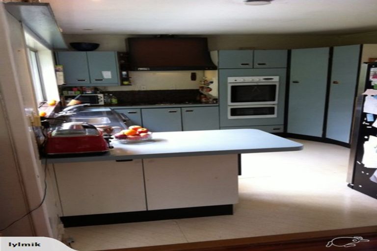 Photo of property in 21 Boylan Road, Titirangi, Auckland, 0604