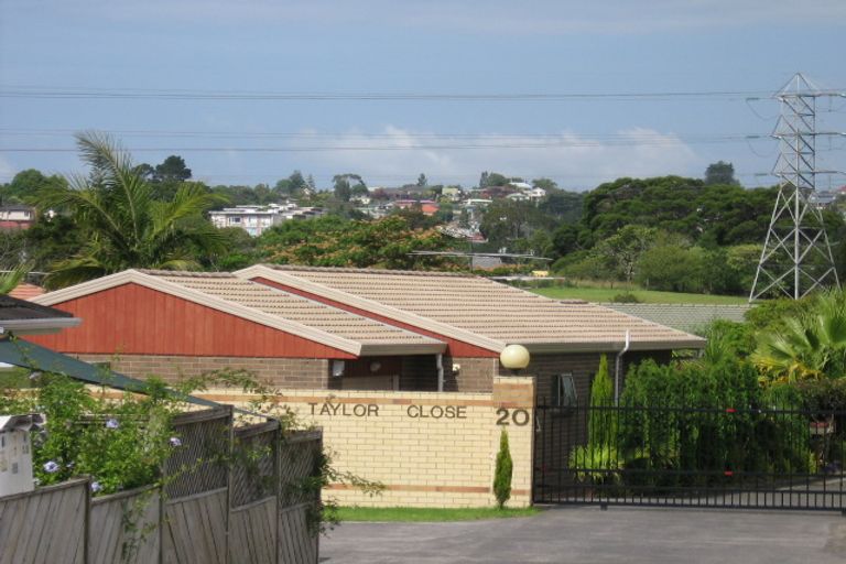Photo of property in The Close, 12a/20 Taylor Street, Blockhouse Bay, Auckland, 0600