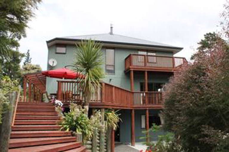 Photo of property in 649 Riverside Road, Matokitoki, Gisborne, 4071