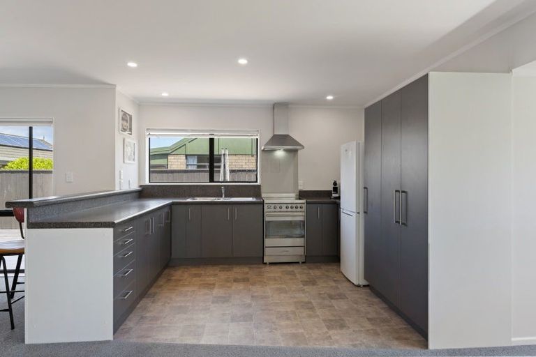 Photo of property in 51b Tutanekai Street, Paraparaumu, 5032