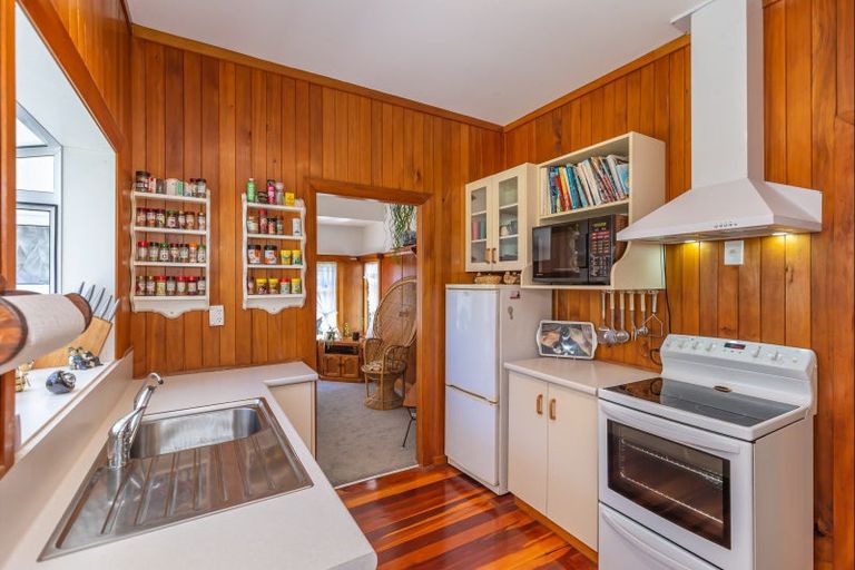 Photo of property in 50 Painua Road, Hokio Beach, Levin, 5571