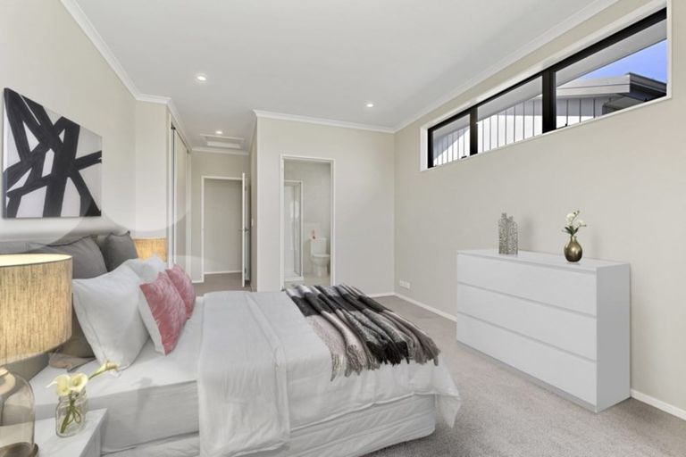 Photo of property in 8 Kainga Lane, Whenuapai, Auckland, 0618