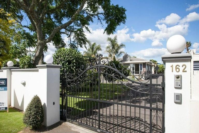 Photo of property in 162 Victoria Street, Cambridge, 3434