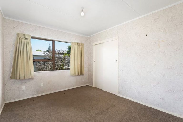 Photo of property in 124 Athenree Road, Athenree, Katikati, 3177