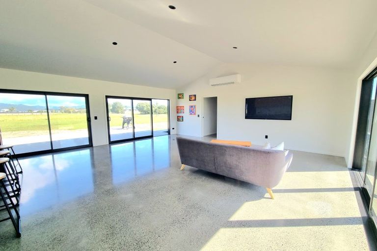 Photo of property in 307 Matarangi Drive, Matarangi, Whitianga, 3592