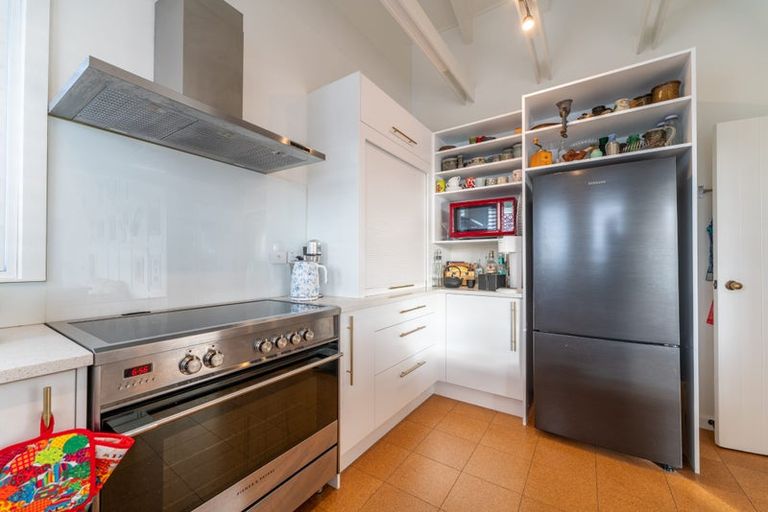 Photo of property in 82 Douglas Street, Highfield, Timaru, 7910