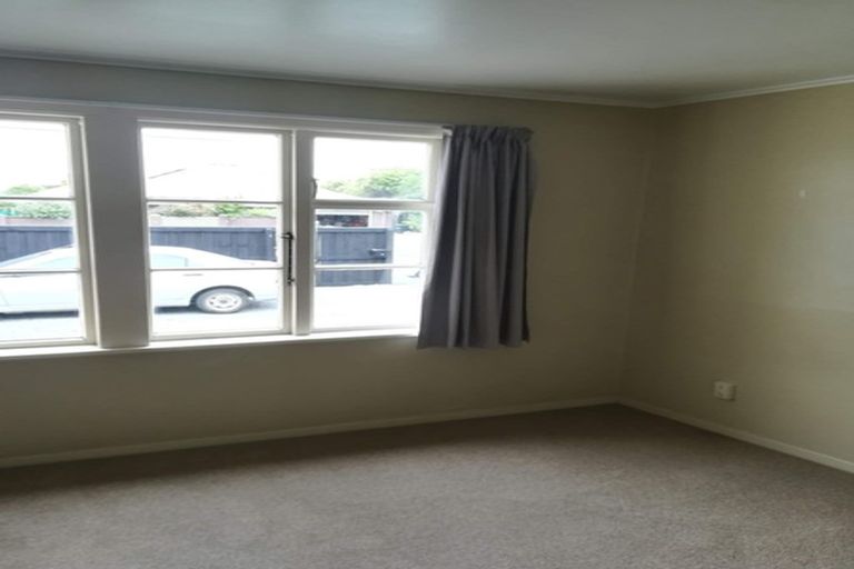 Photo of property in 20 Middleton Road, Upper Riccarton, Christchurch, 8041