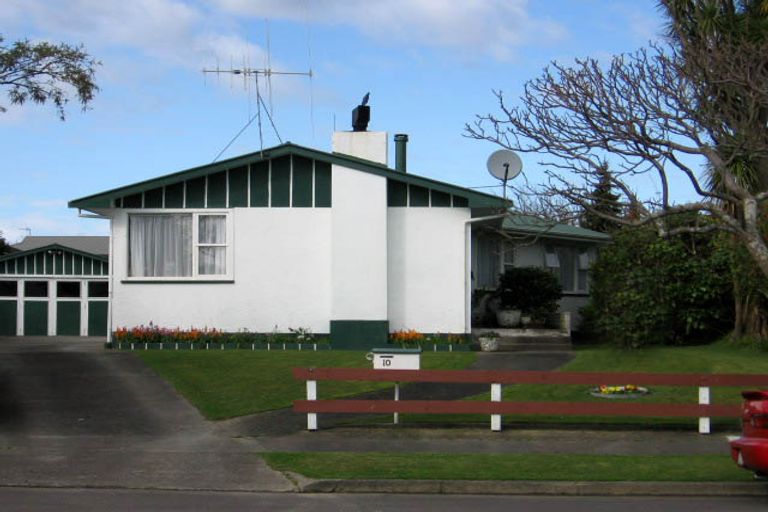 Photo of property in 10 Busby Place, Awapuni, Palmerston North, 4412