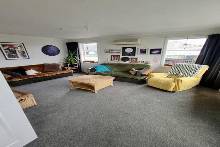 Photo of property in 90 Roberta Drive, Somerfield, Christchurch, 8024