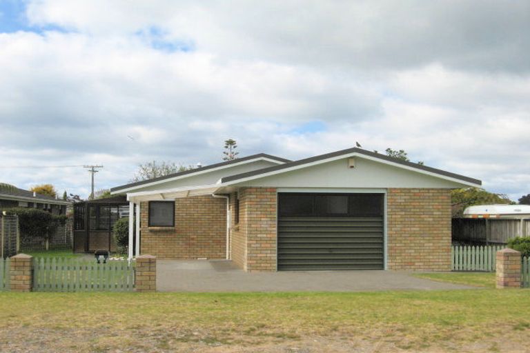 Photo of property in 117 Tamaki Road, Whangamata, 3620