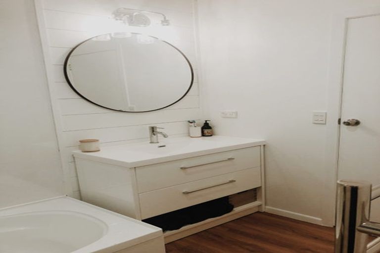 Photo of property in 30 Mamaku Street, Paraparaumu, 5032