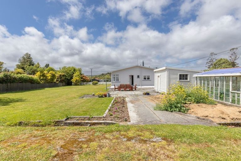 Photo of property in 98 Seddon Street, Kumara, 7832