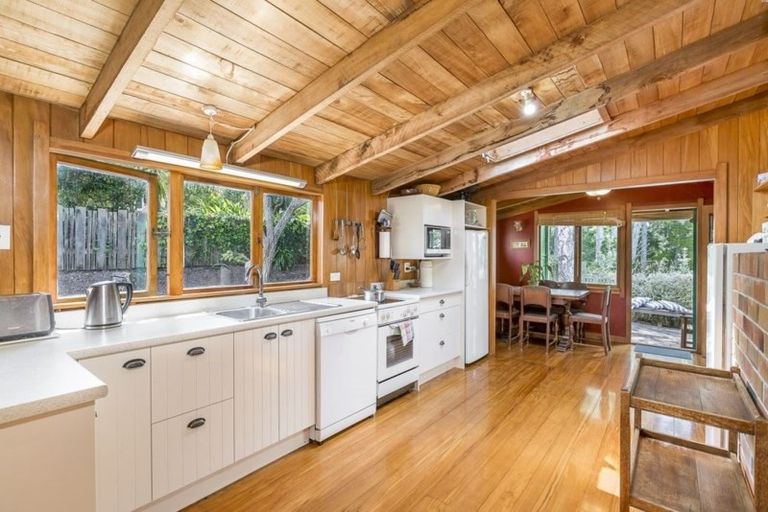 Photo of property in 43 Green Road, Matakana, Warkworth, 0985