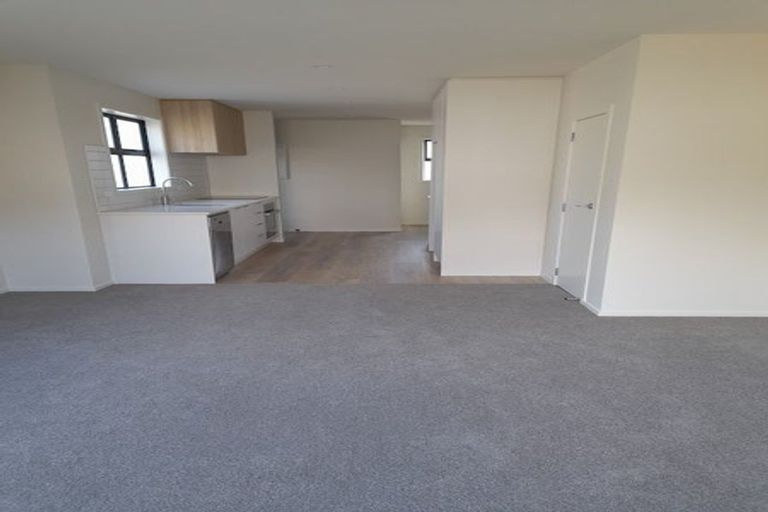 Photo of property in 1/33 Sladden Street, Naenae, Lower Hutt, 5011