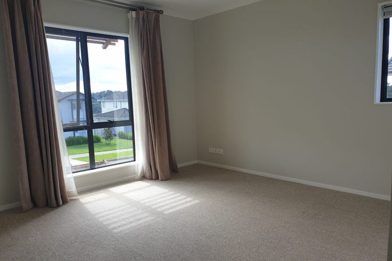 Photo of property in 47 Mackay Drive, Greenhithe, Auckland, 0632