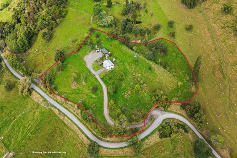 Photo of property in 280 Pukeokahu Road, Taoroa Junction, Taihape, 4793