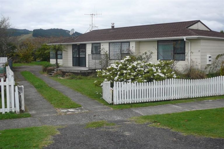 Photo of property in 15 Bradley Street, Paeroa, 3600