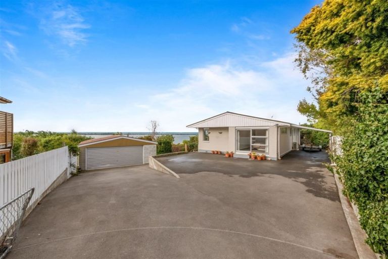 Photo of property in 65 Saint Andrews Hill Road, Mount Pleasant, Christchurch, 8081