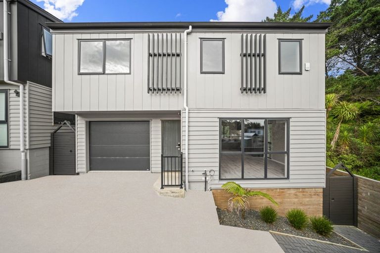 Photo of property in 25d Lavery Place, Sunnynook, Auckland, 0632