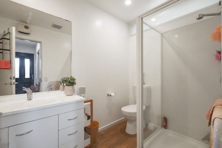 Photo of property in 10 North Avon Road, Richmond, Christchurch, 8013