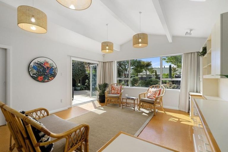 Photo of property in 6 Gothic Place, Ilam, Christchurch, 8041