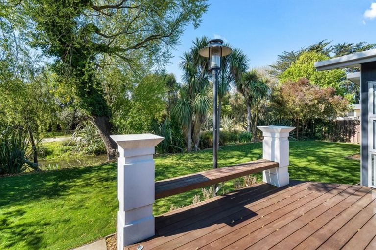 Photo of property in 829a Ferry Road, Woolston, Christchurch, 8023