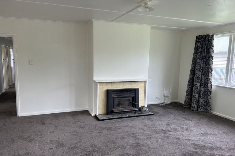 Photo of property in 53 Mangahao Road, Pahiatua, 4910