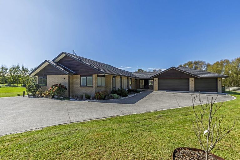 Photo of property in 34 Arone Way, Wainui, 0994