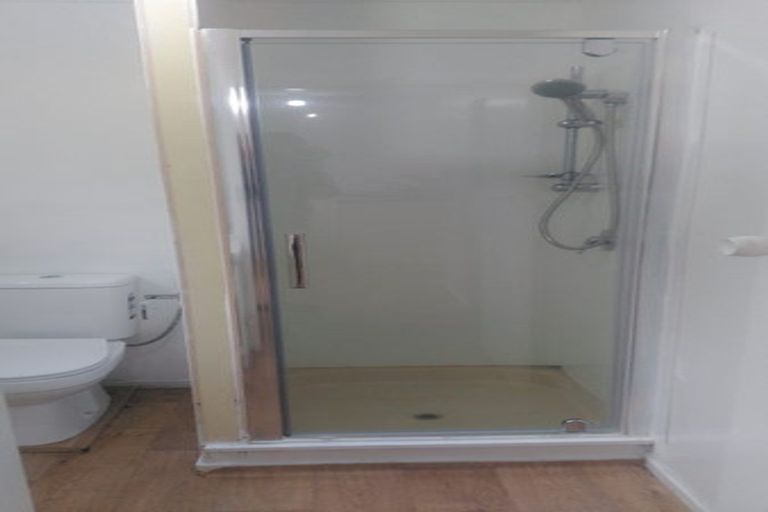 Photo of property in 42 Kamahi Street, Stokes Valley, Lower Hutt, 5019