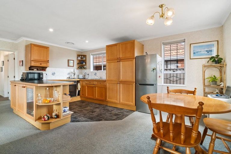 Photo of property in 152a Bay View Road, South Dunedin, Dunedin, 9012