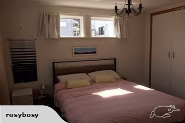 Photo of property in 87 Majoribanks Street, Mount Victoria, Wellington, 6011