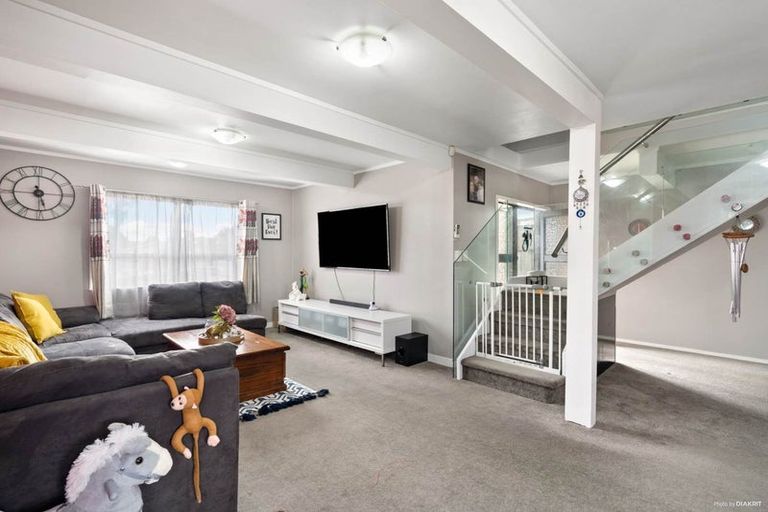 Photo of property in 102 Marne Road, Papakura, 2110