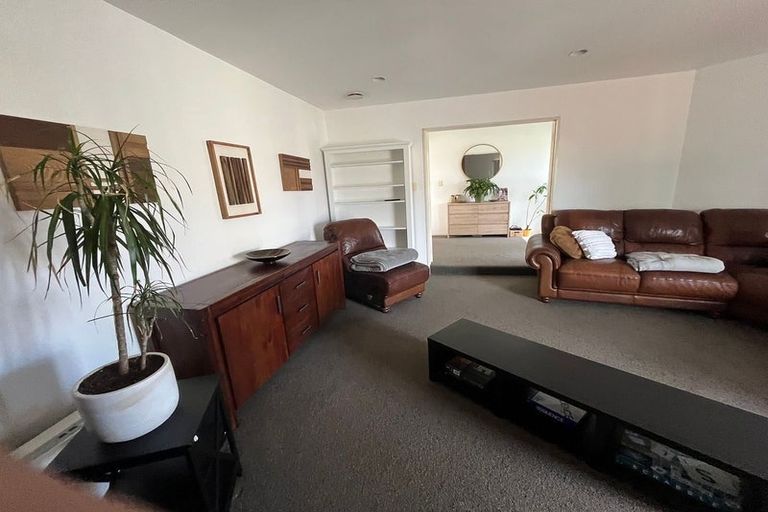 Photo of property in 2 Taiko Court, Northpark, Auckland, 2013